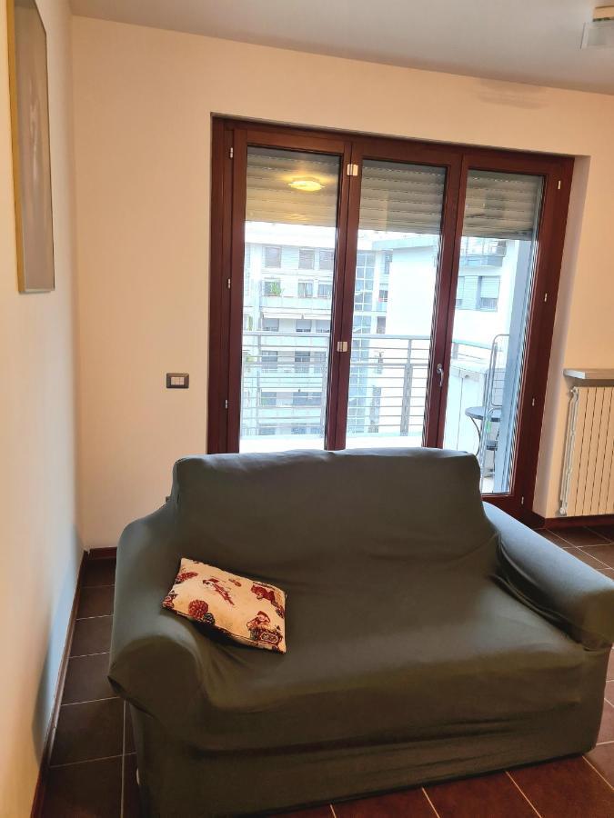 Milano Santa Giulia Business Apartment - Olimpiadi 26 מראה חיצוני תמונה